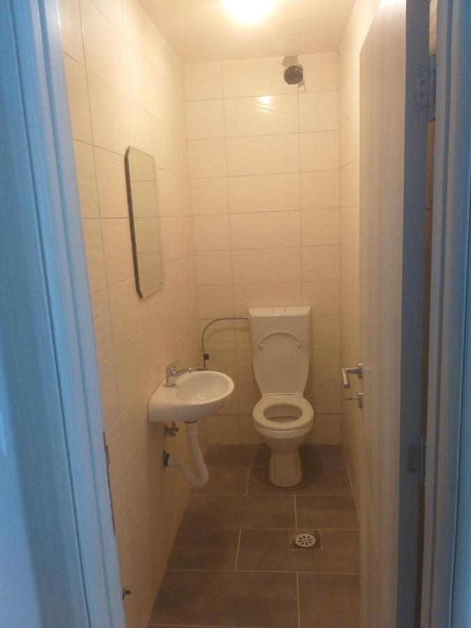 Ata Apartmani. Petrovac Εξωτερικό φωτογραφία