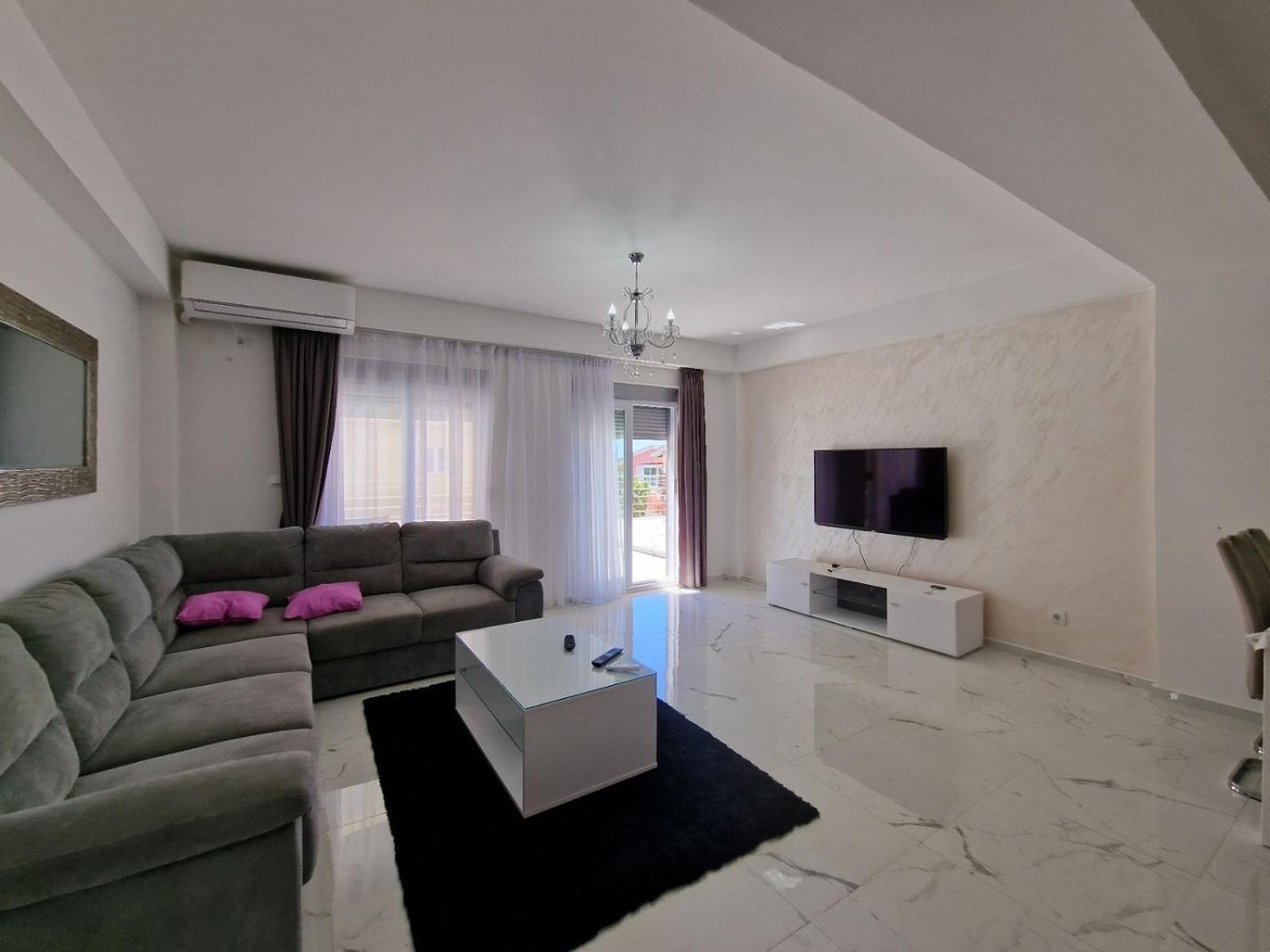Ata Apartmani. Petrovac Εξωτερικό φωτογραφία